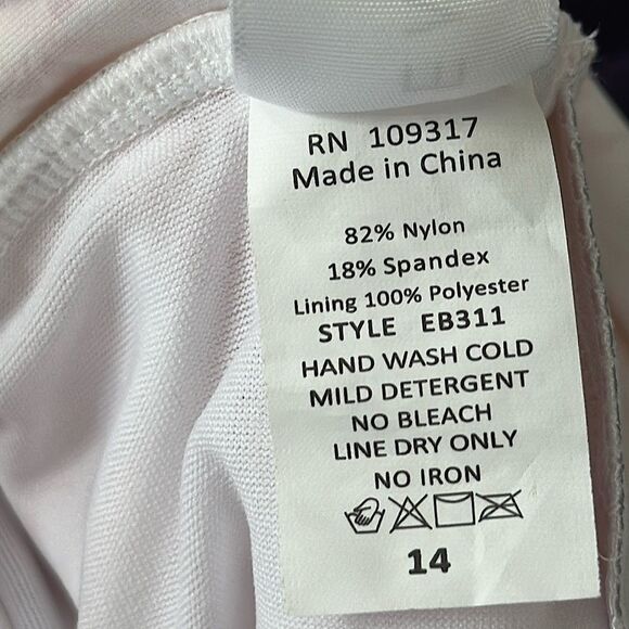 One Piece Swimsuit Size 14 Floral Emerald Bay NWOT - Picture 13 of 13